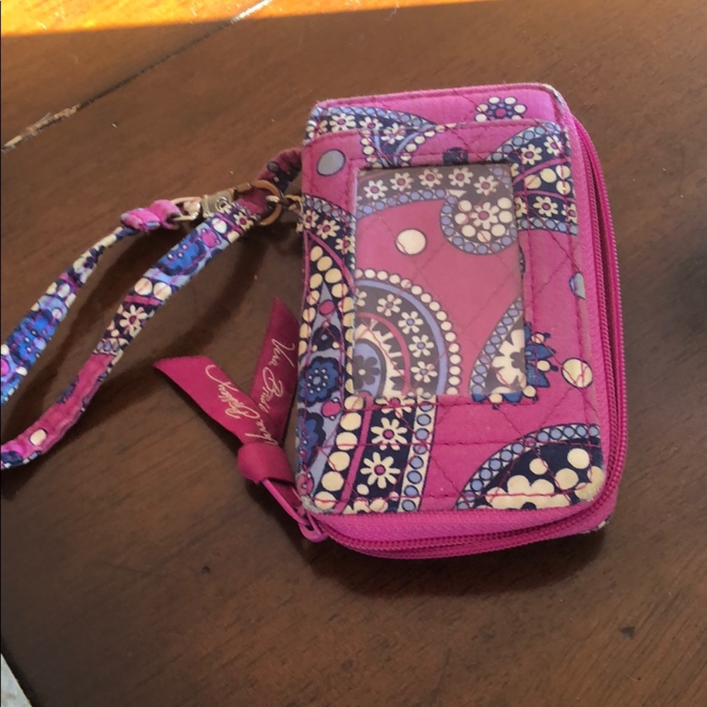 Vera Bradley tech compatible wallet